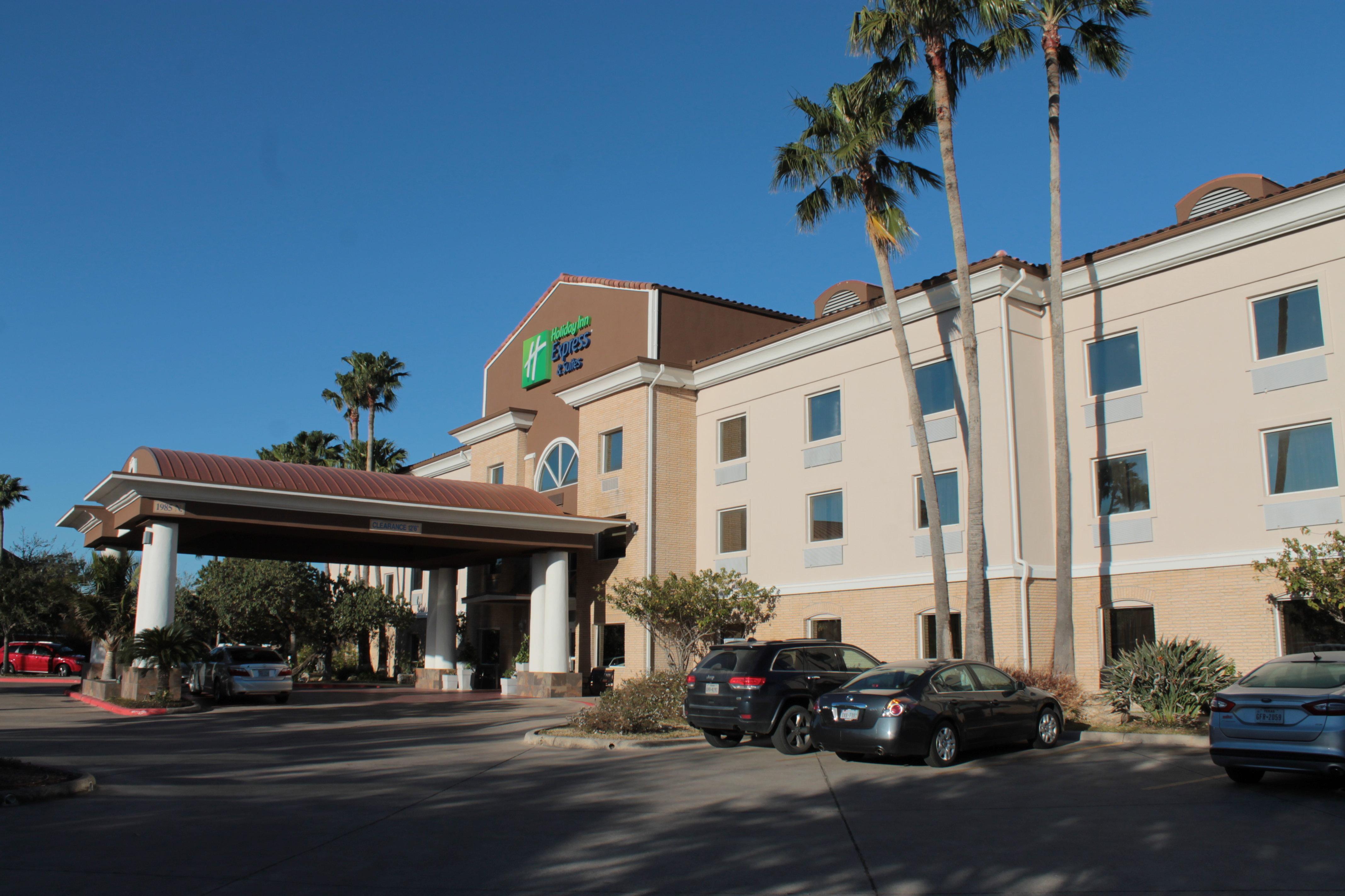 Express And By Ihg Hotel 2*